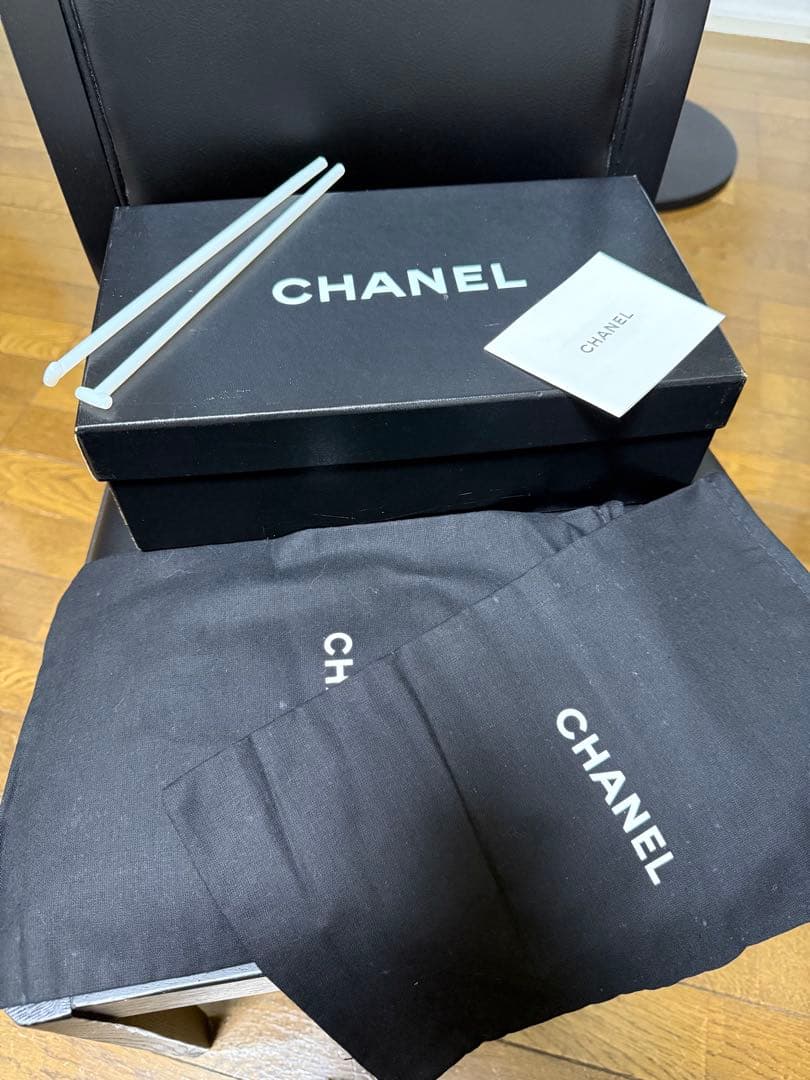 再出品⭐︎格安出品⭐︎CHANELシャネルバレリーナ ベージュ & ブラック38.5