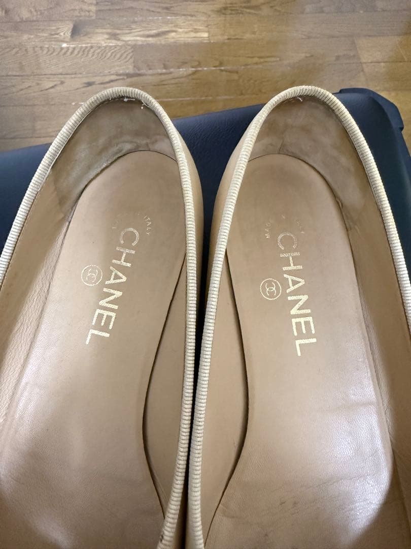 再出品⭐︎格安出品⭐︎CHANELシャネルバレリーナ ベージュ & ブラック38.5