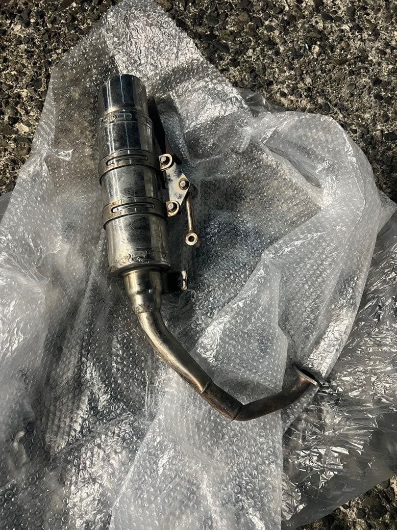 ズーマー　マフラー