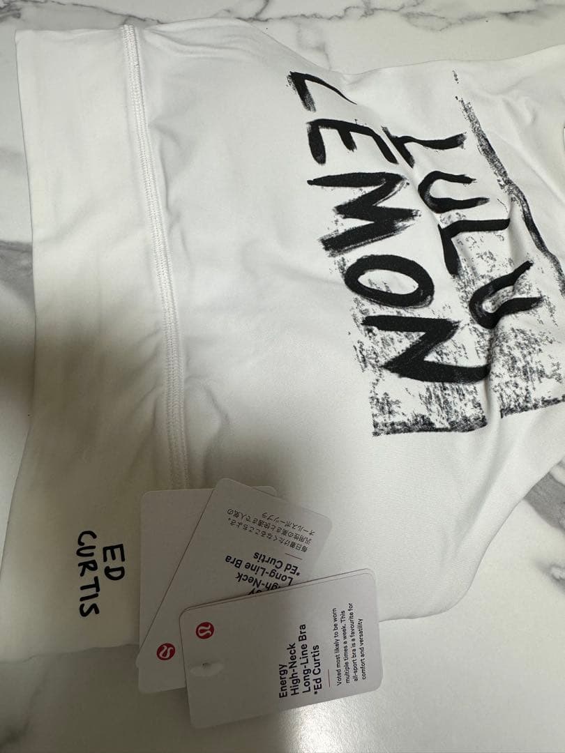 ルルレモン 限定品Ed Curtisコラボ エナジーブラ ハイネックロングライン