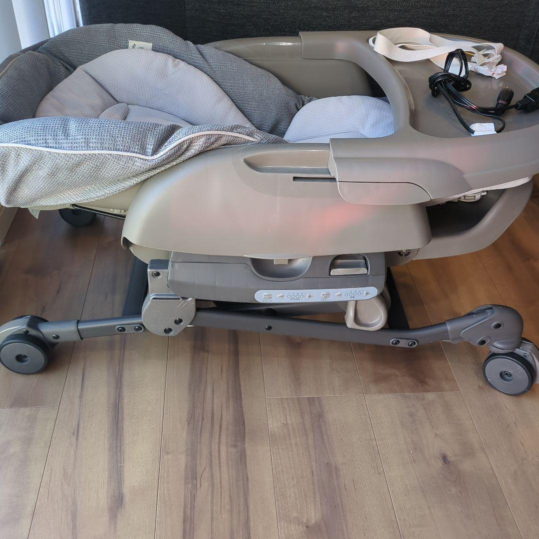 美品　Combi コンビ ネムリラ　電動スウィング