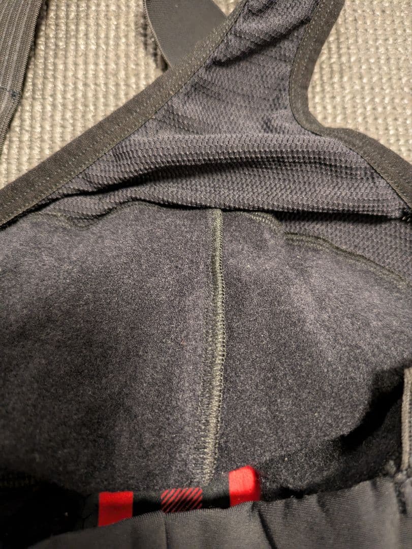 CastelliカステリSEMIFREDDO BIBTIGHTサイズS