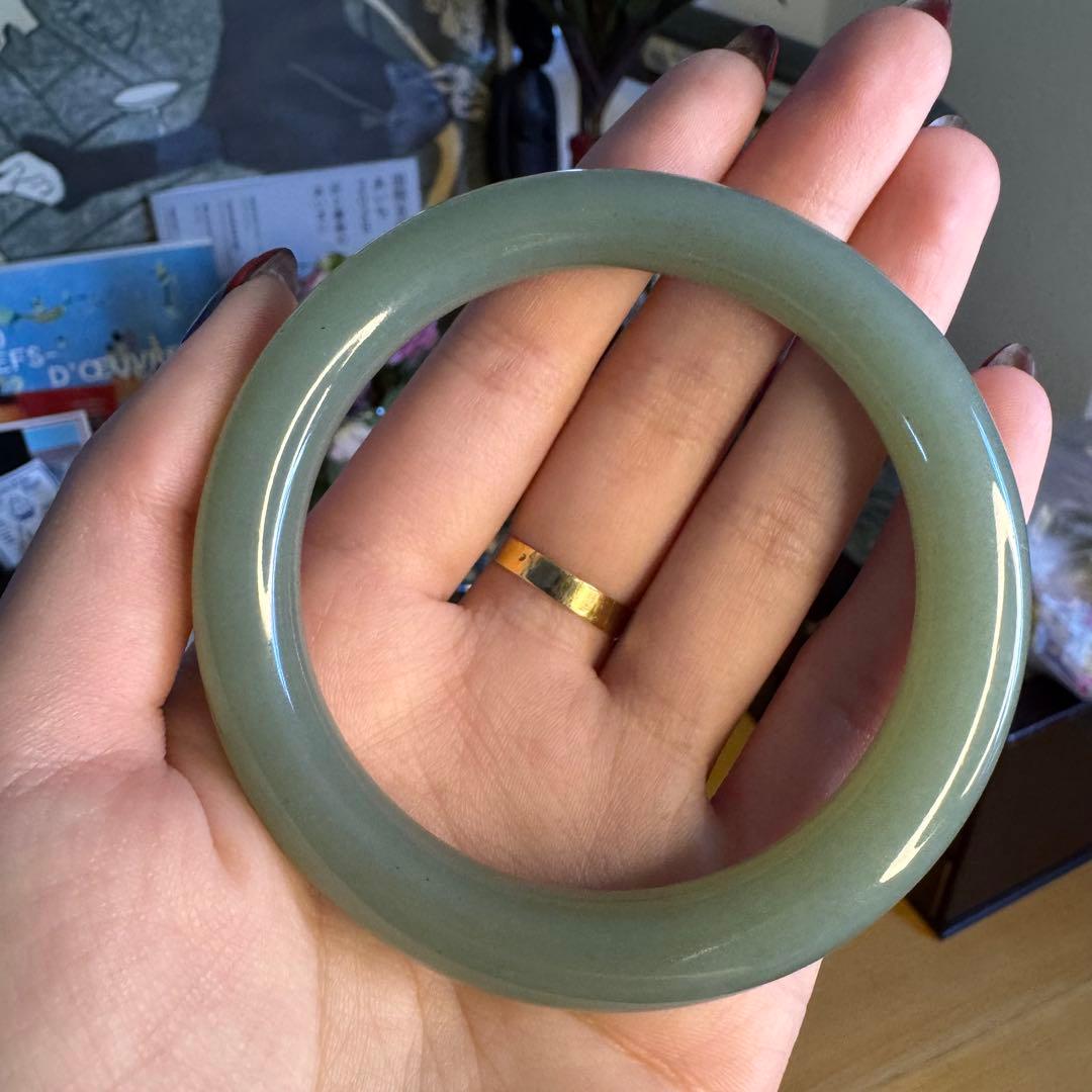 古い和田玉 グリーン 円形バングル