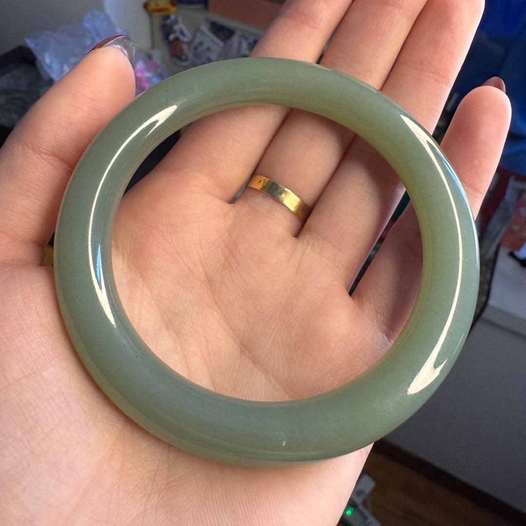 古い和田玉 グリーン 円形バングル
