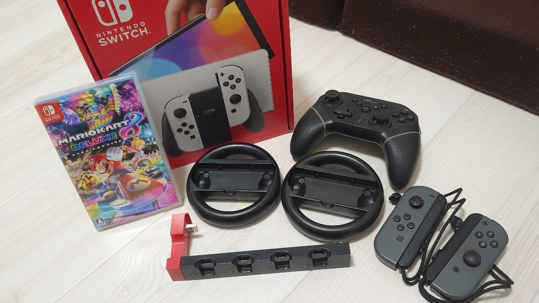 【souso】Switch 有機ELマリオカート8等まとめ売り