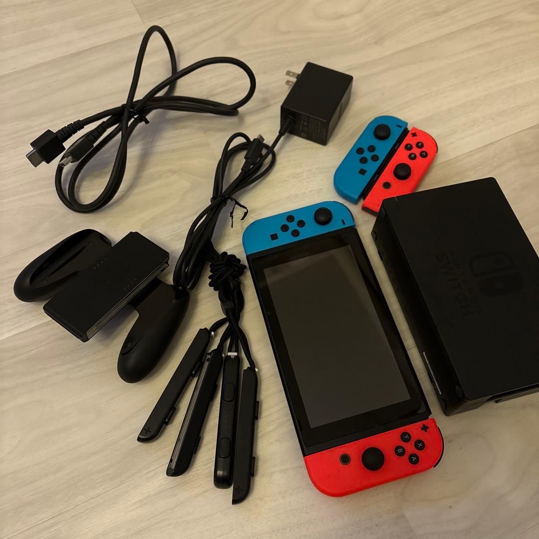 Nintendo Swith 本体