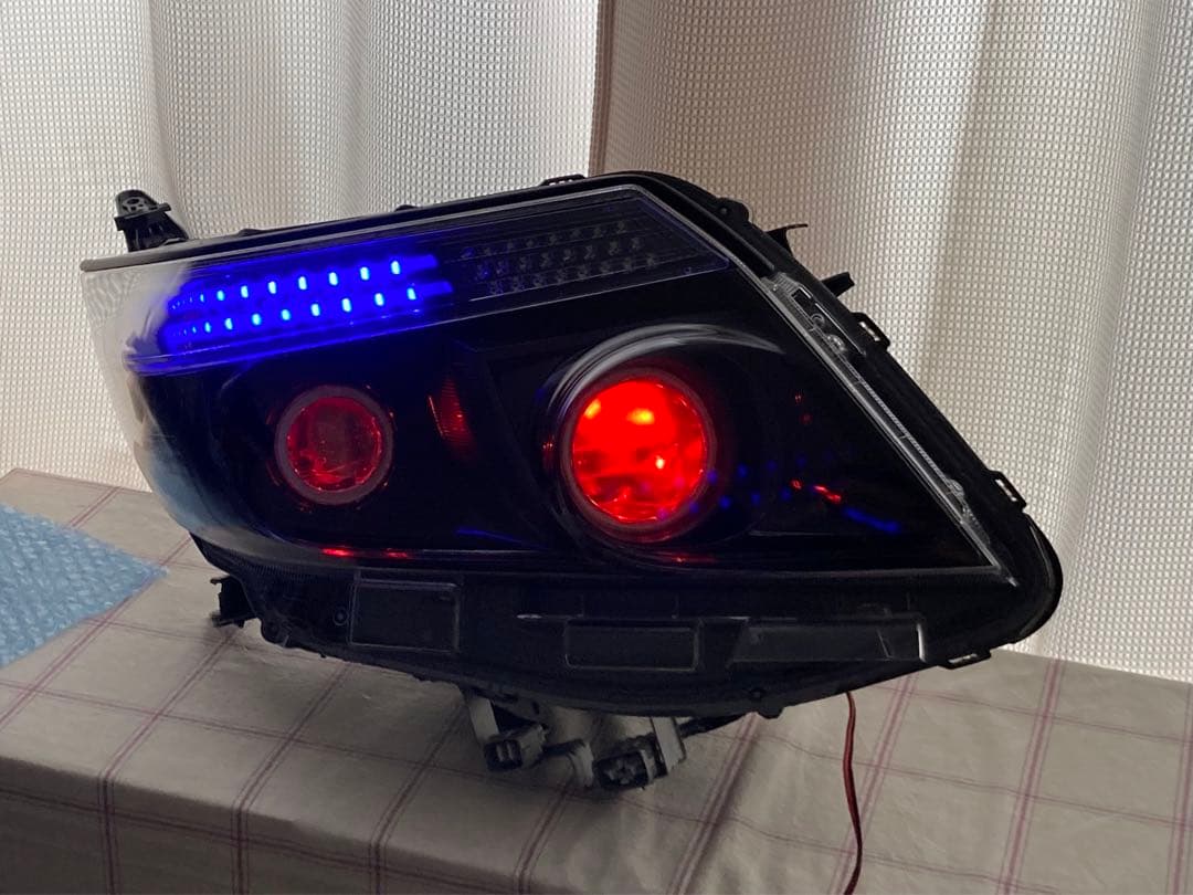 bryovさん専用エスクァイア前期用加工ヘッドライト運転席側①