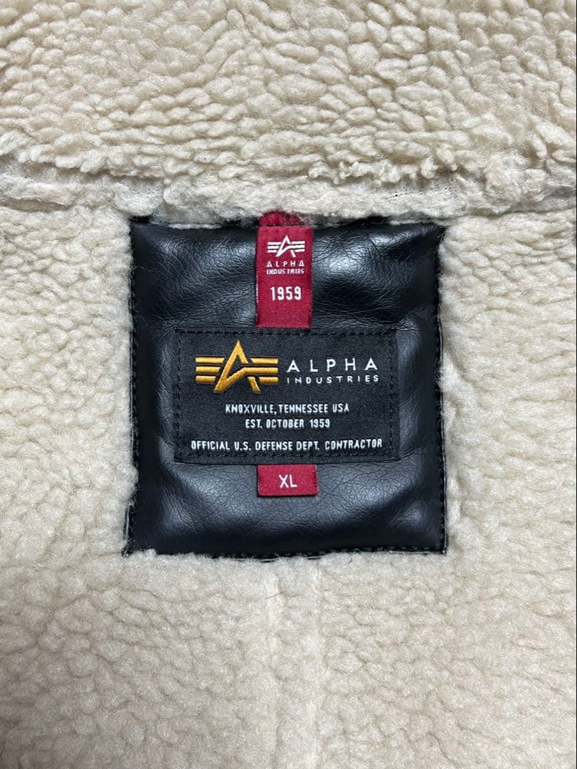 Alpha Industries B-3 ムートンジャケット