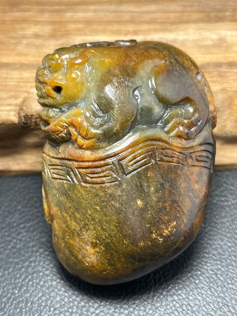 ぴーや★逸品！高品質和田玉★ペンダント、握り石★籽料証明書つき