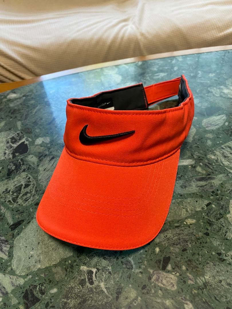 サンバイザー　バラ売り有り　ナイキ　アンダーアーマー　タイトリスト　オークリー