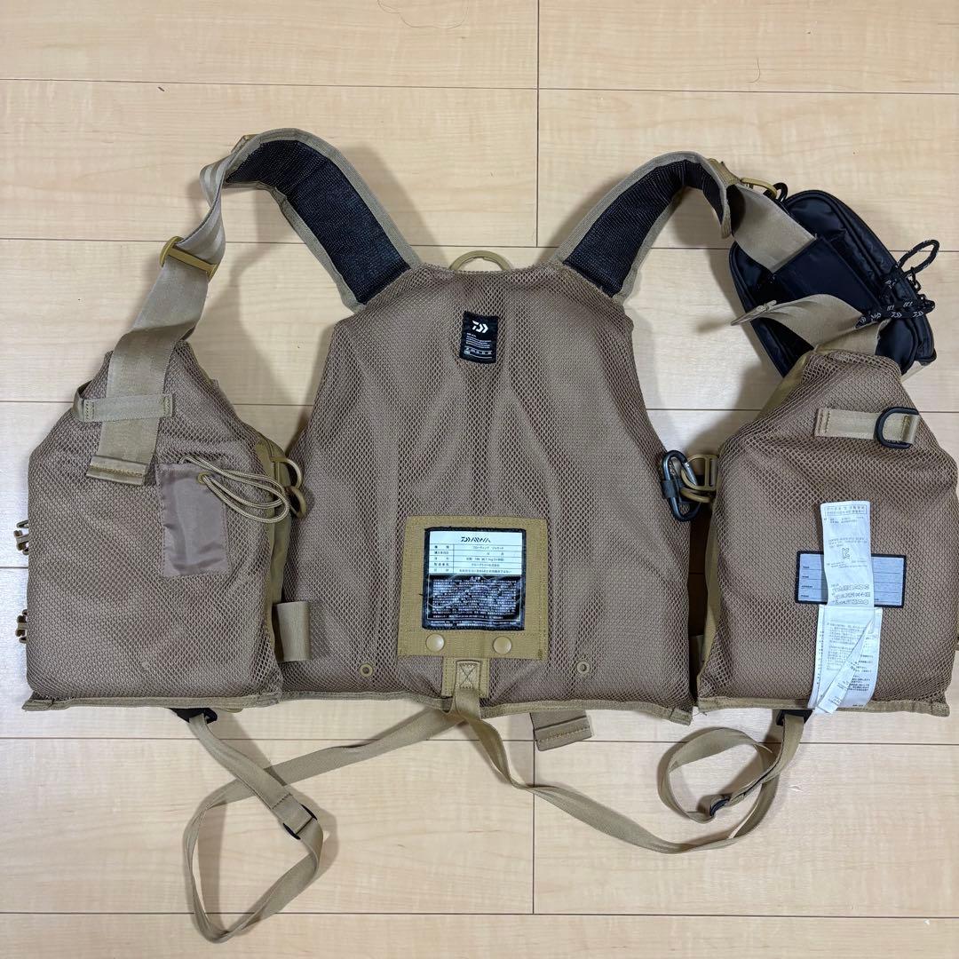 ダイワ　フローティングベスト　ゲームベスト　シーバス　ルアー　セット