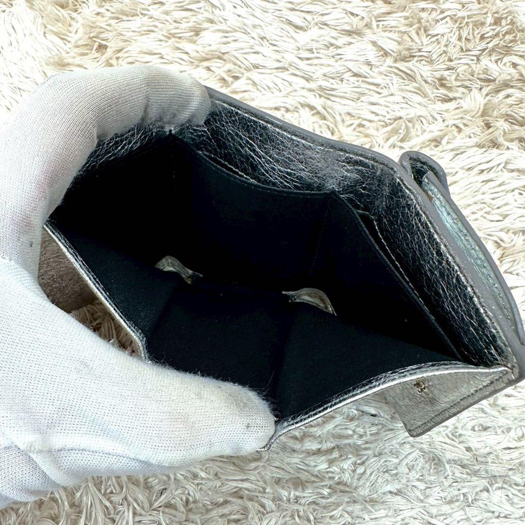 【美品】BALENCIAGA シルバー三つ折り財布 エブリデイ