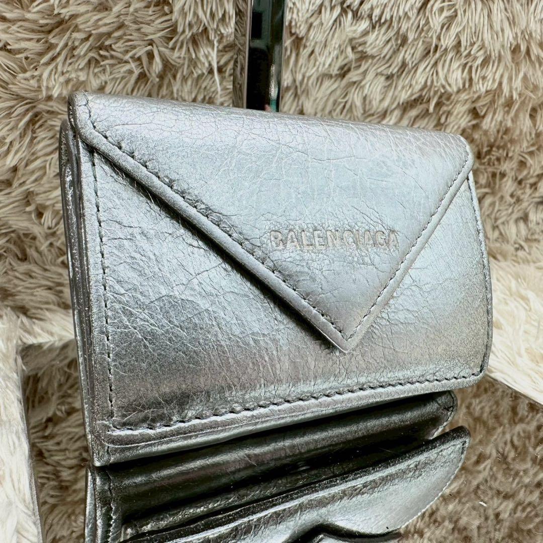 【美品】BALENCIAGA シルバー三つ折り財布 エブリデイ