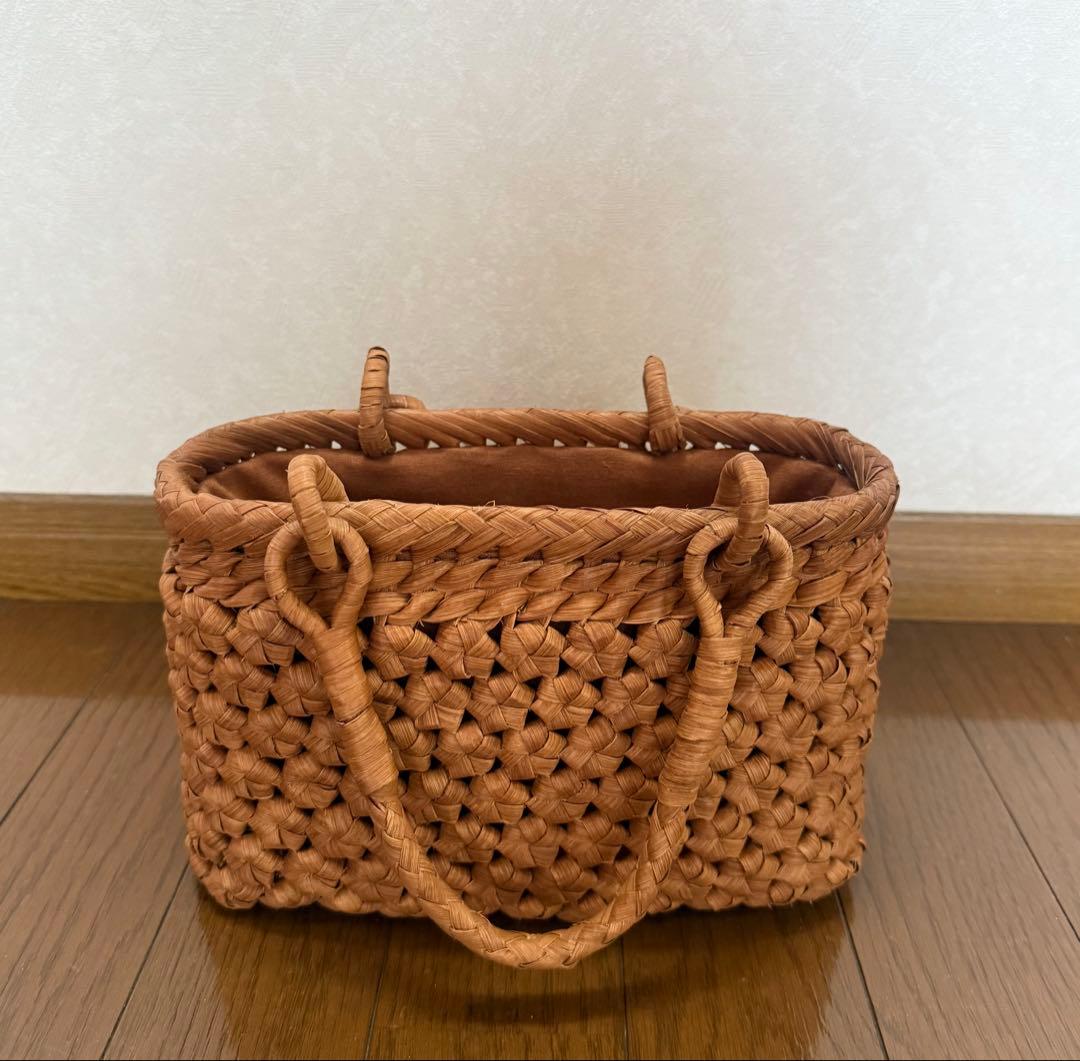 山葡萄　手編み　かごバッグ　六角花編み
