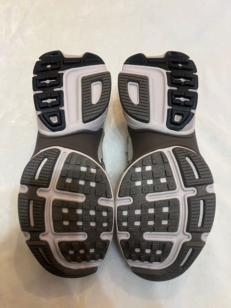 NIKE/ナイキ　V2K ラン　ウィメンズシューズ