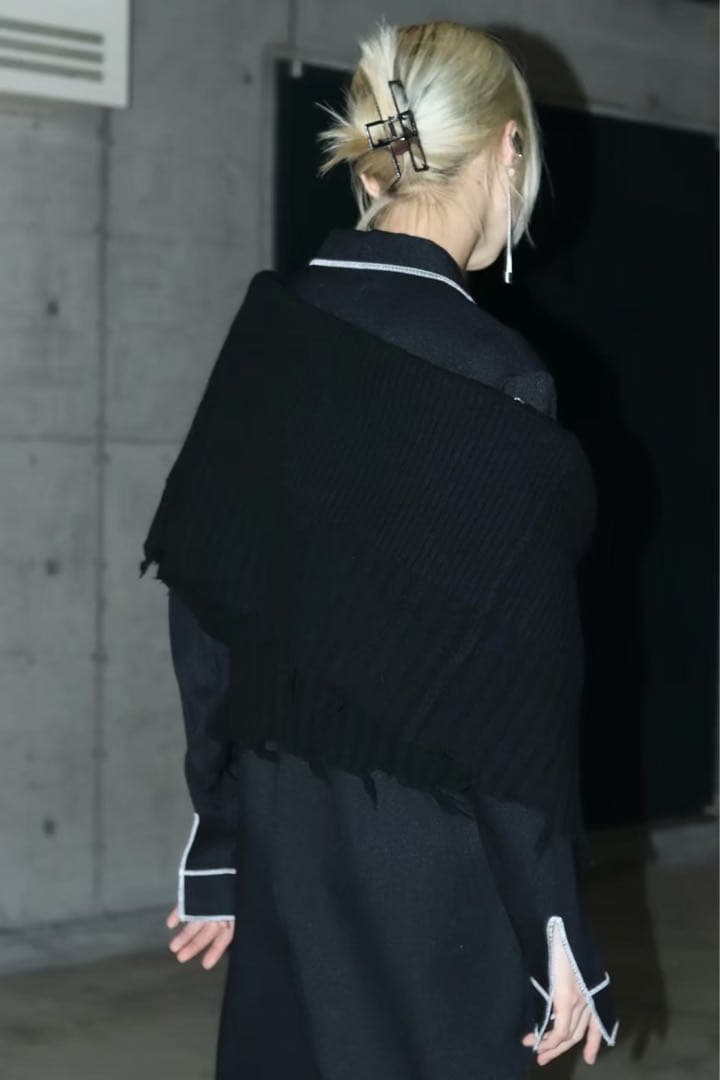 美品・即発送★PERVERZE 2wayダメージ ニットベスト パーバーズ