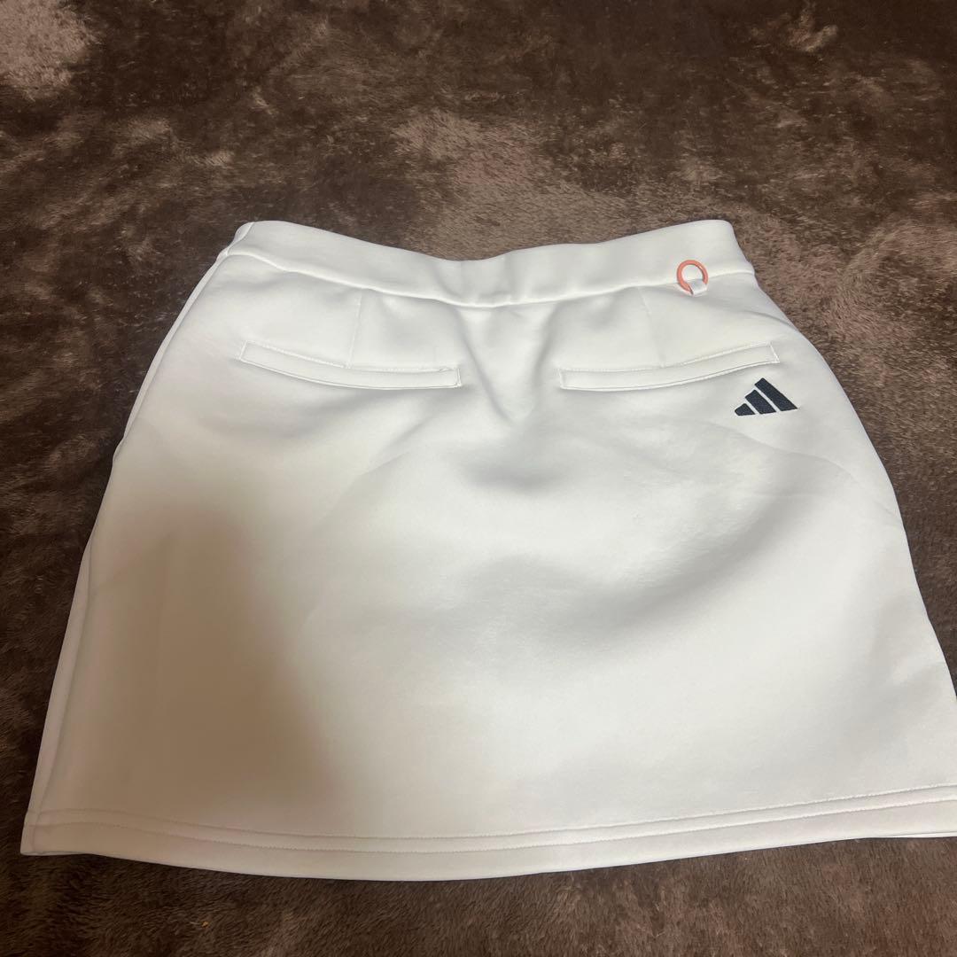 adidas レディース セットアップ　ホワイト