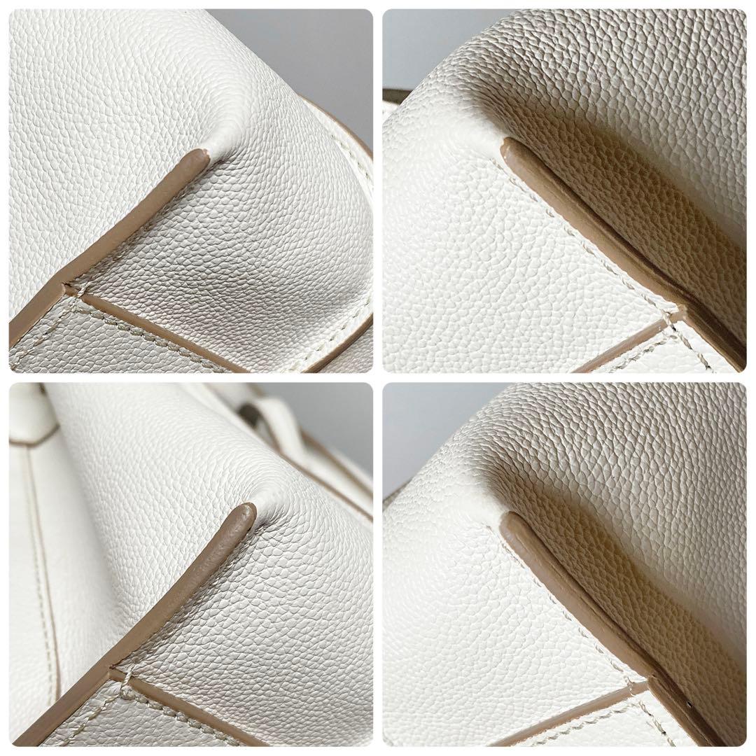 TOD’S / Tタイムレス レザーショッピングバッグ ミニ ホワイト