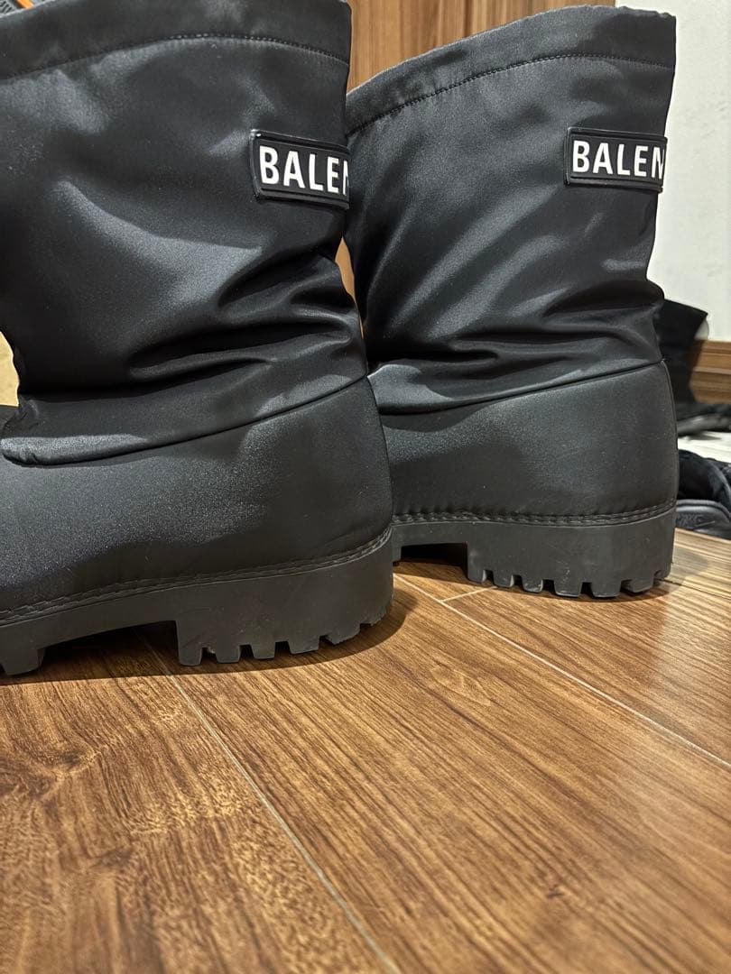 BALENCIAGA アラスカブーツ 黒
