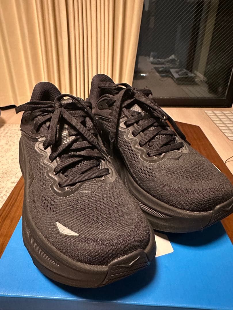 【新品】HOKA ONE ONE ボンダイ9 ブラック24.5
