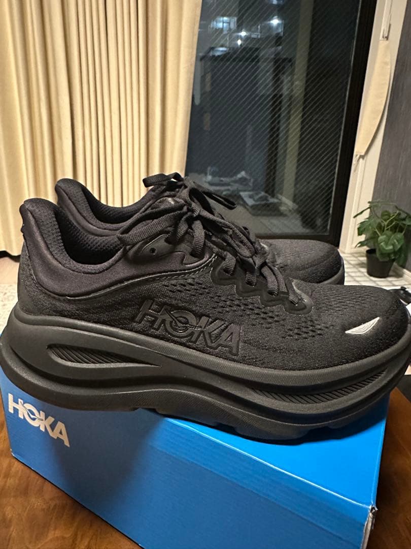 【新品】HOKA ONE ONE ボンダイ9 ブラック24.5