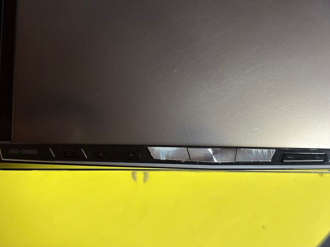 AVIC-ZH0009 カロッツェリア　HDDナビ　フルセグ　Bluetooth