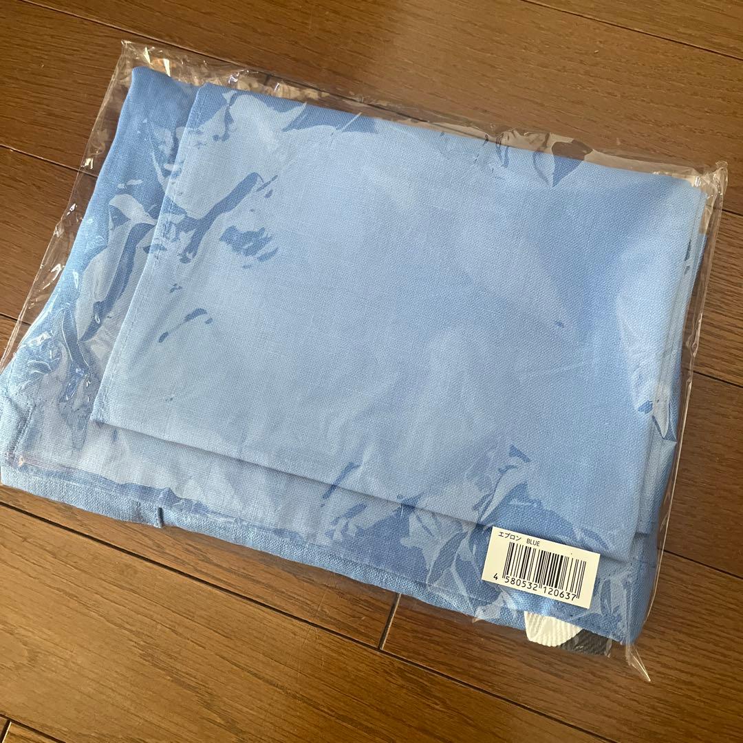 新品未開封　滝沢眞規子さんエプロン　サックスブルー　タキマキ　エプロン