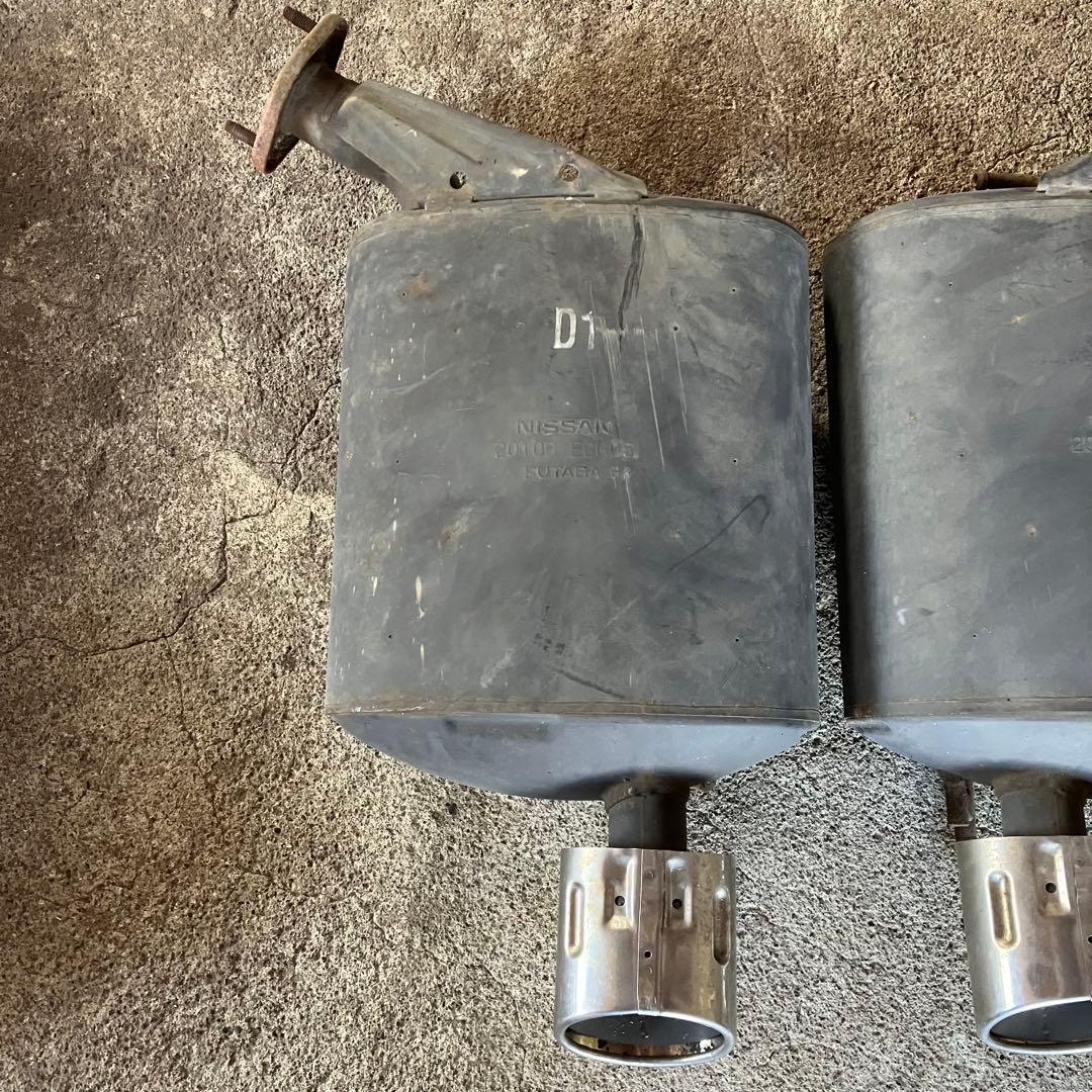 交渉可能NissanフーガY50 純正D1マフラー FUTABA 6Rリアピース