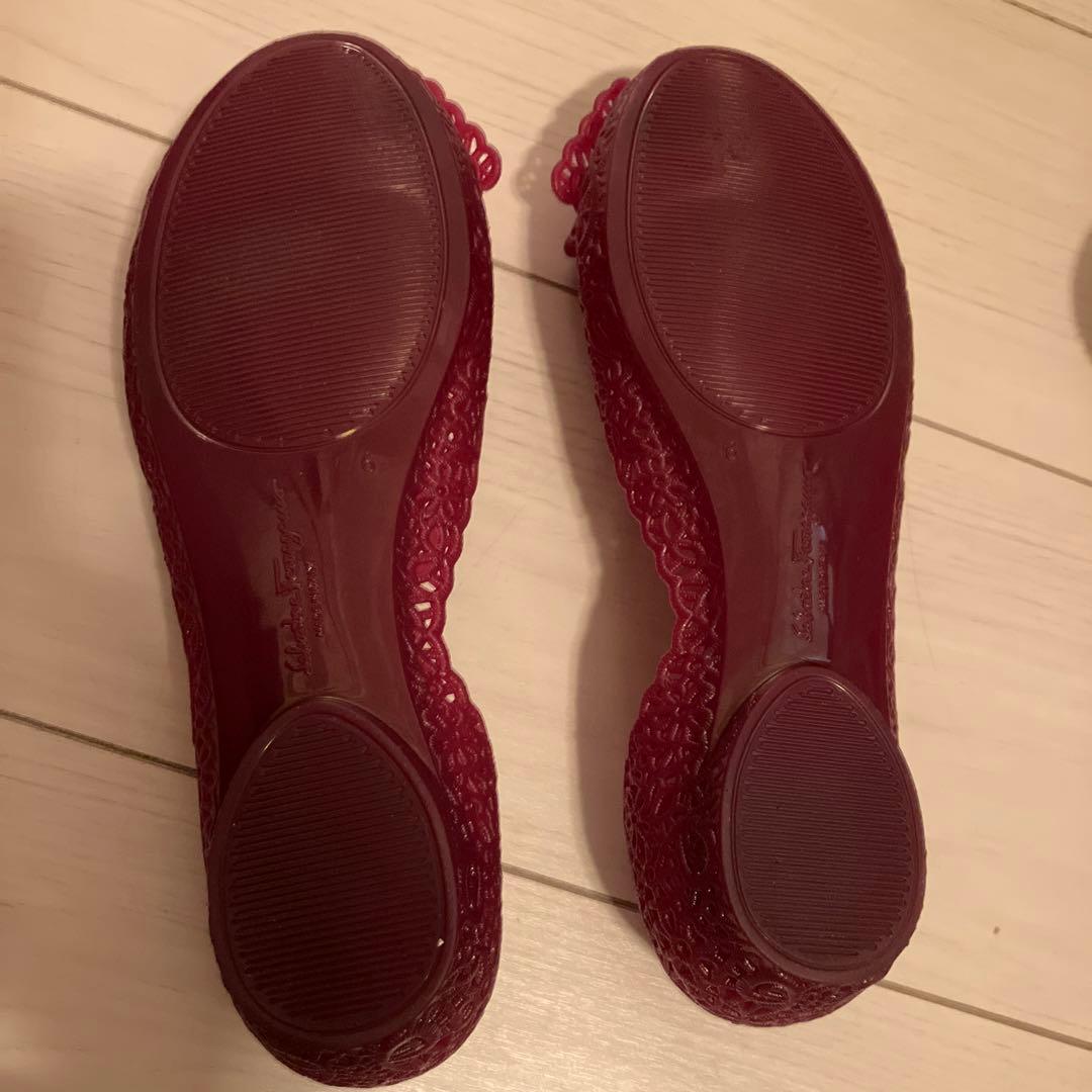 Salvatore Ferragamo 紫色 レース調シューズ