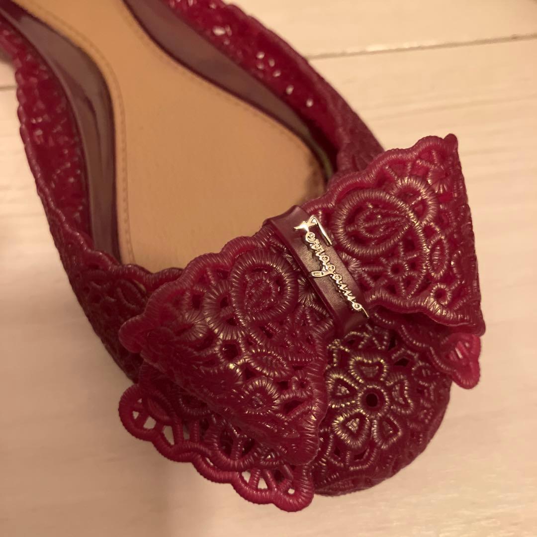 Salvatore Ferragamo 紫色 レース調シューズ