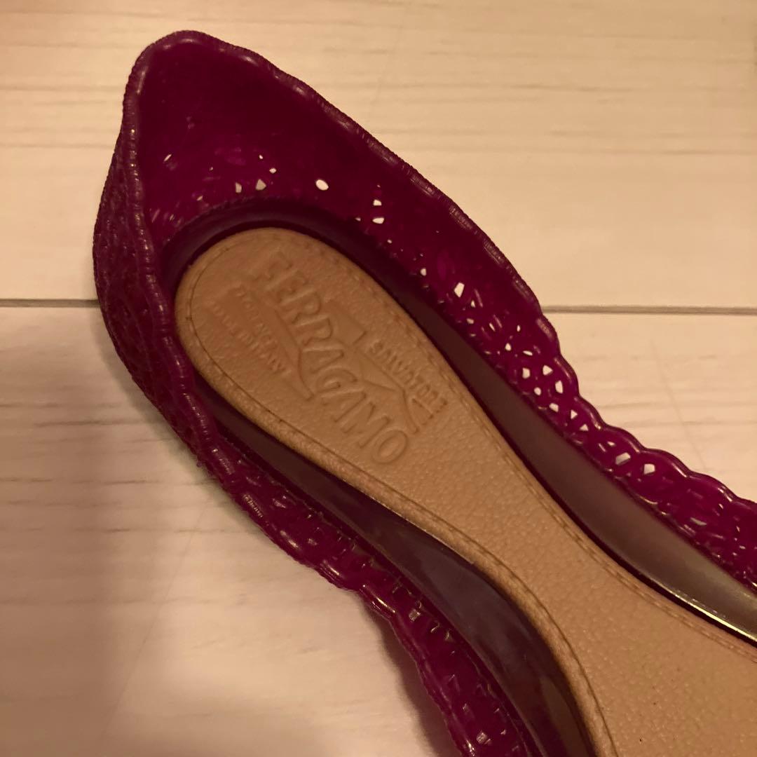 Salvatore Ferragamo 紫色 レース調シューズ
