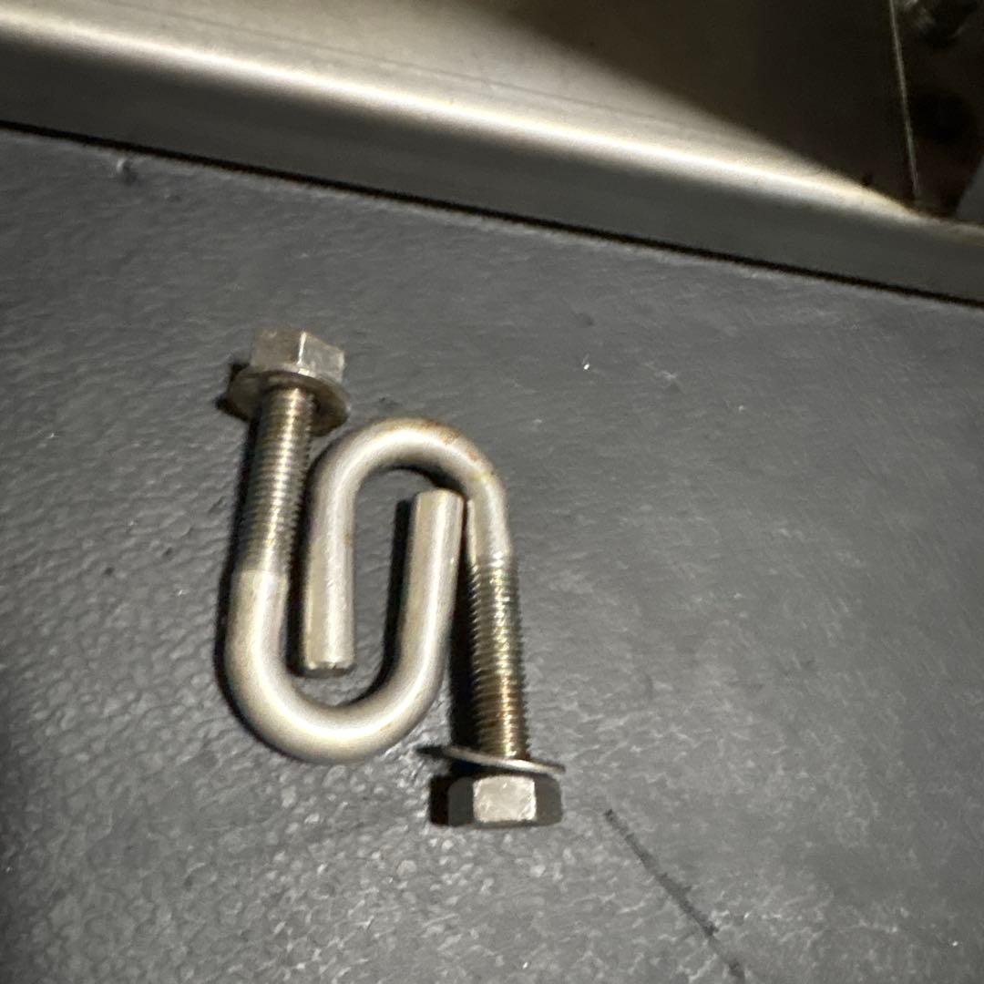 前輪固定ユニットARAGO アラゴ　3本ローラーの固定機