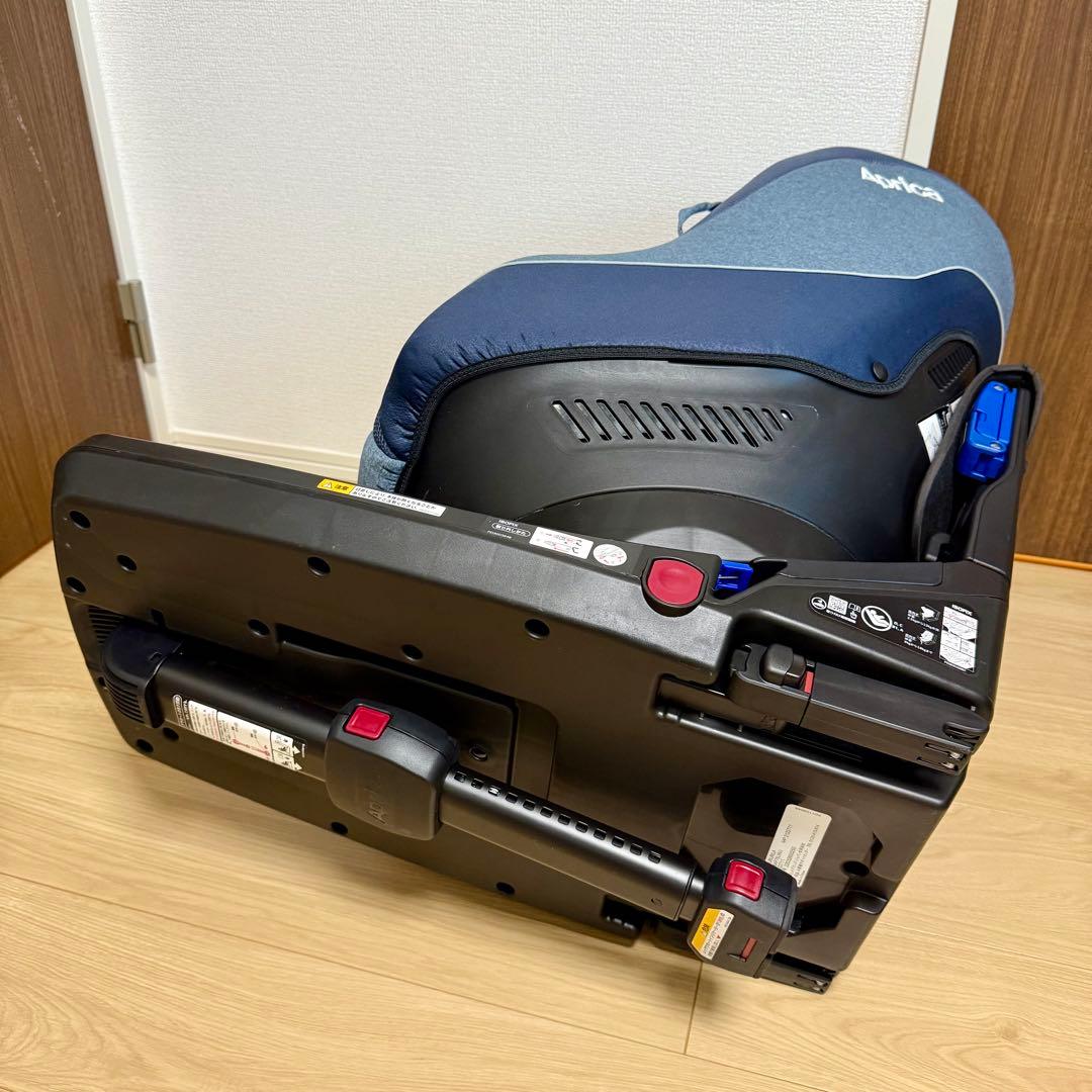 アップリカ チャイルドシート クルリラ AD 使用回数少なめ 美品 シート回転型