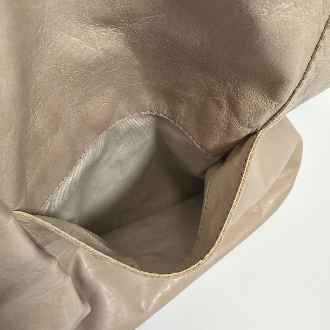 【未使用に近い】ヨーガンレール　トートバッグ　シワ加工　馬革　アイボリー