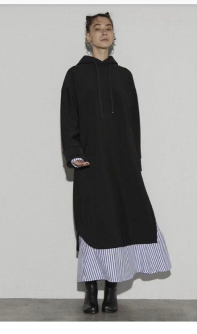 【美品】UN3D. ドッキングスウェットワンピース¥39,600 ブラック