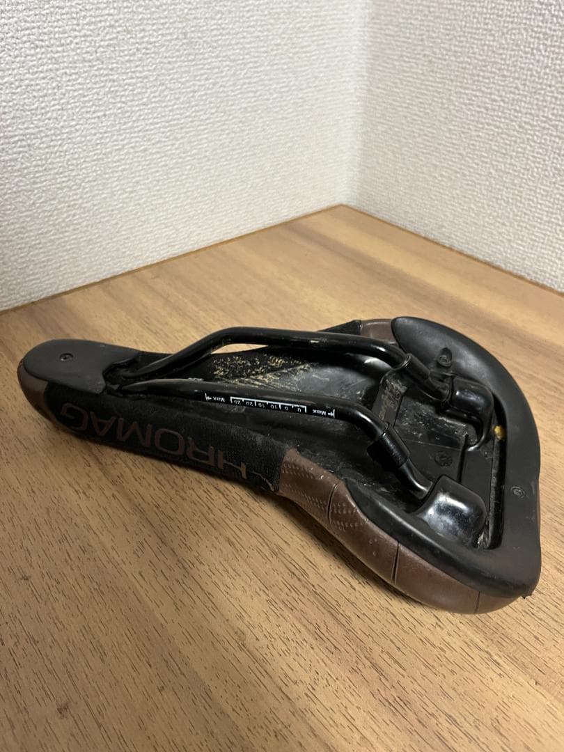 クロマグ　ダートジャンプ用サドル　Chromag.