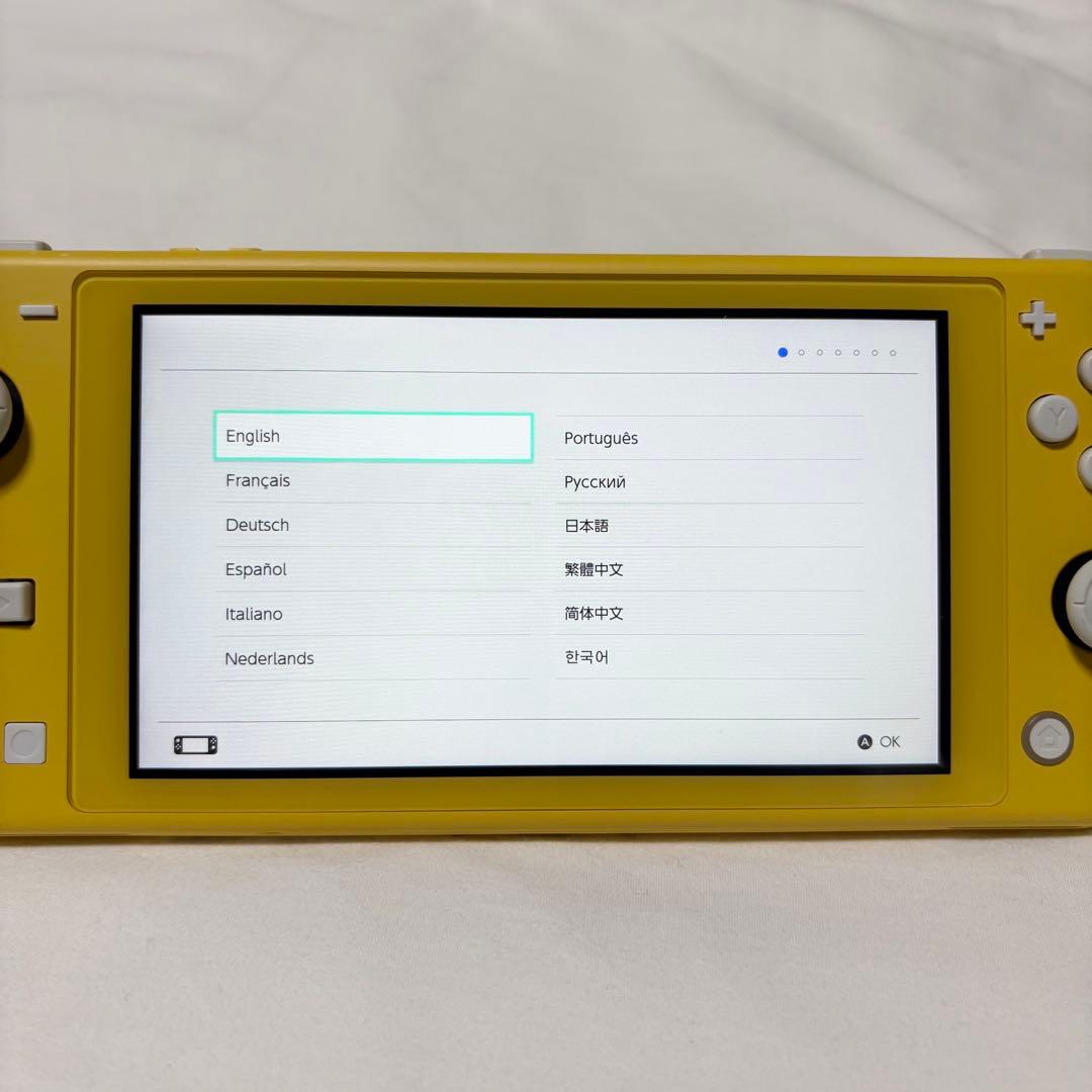 【任天堂】Nintendo Switch Lite 本体 イエロー ケース付き