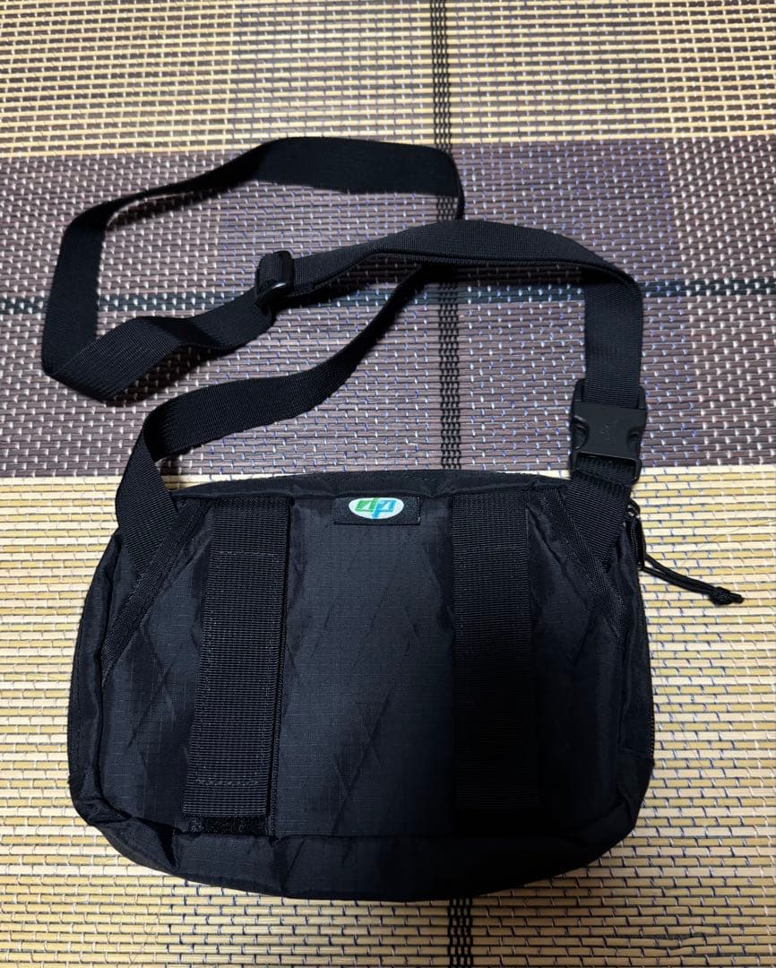 supremeショルダーバッグ 美品