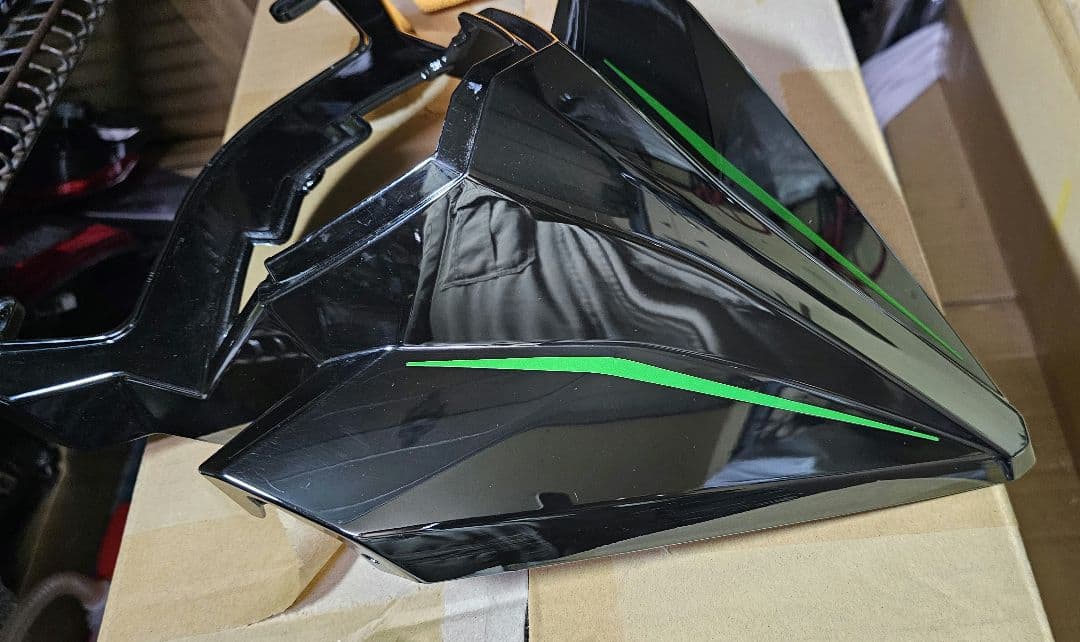 NINJA H2 テールカウル周り