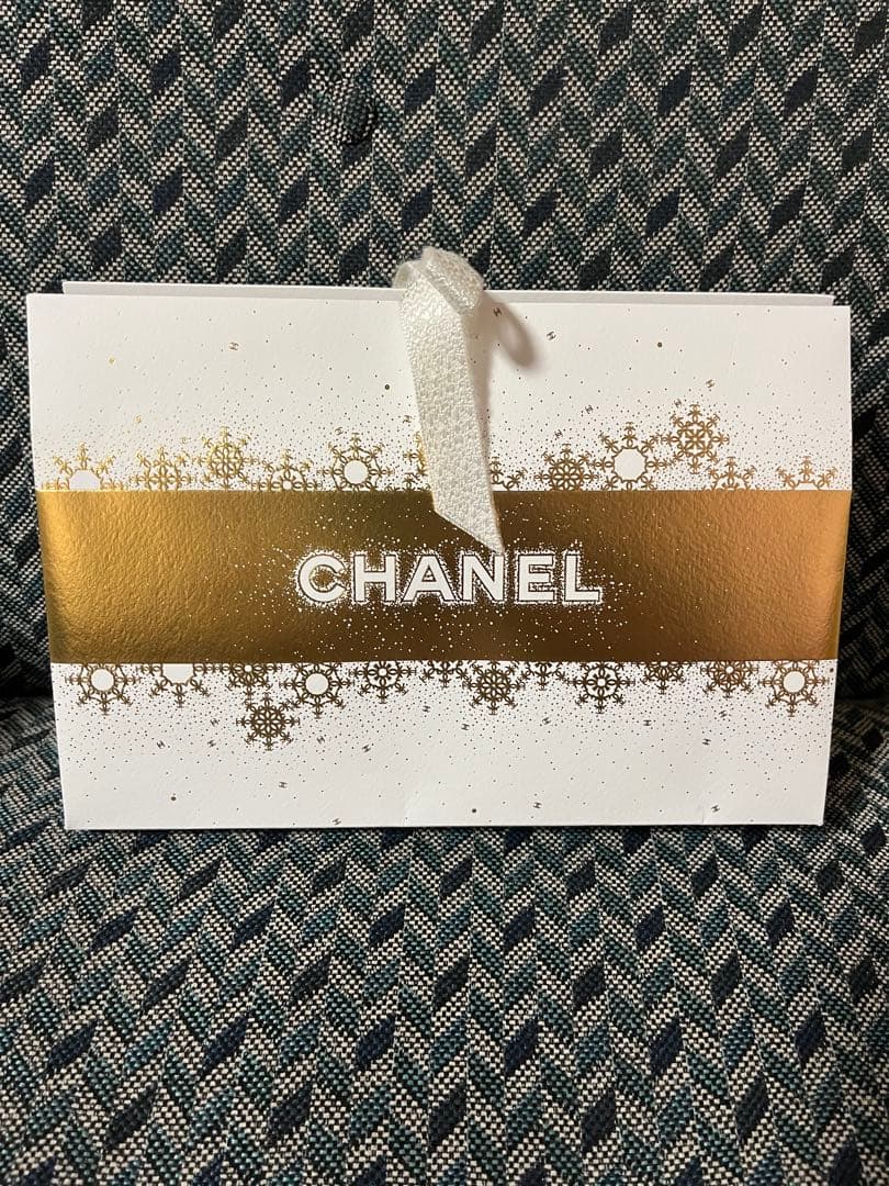 CHANEL シャネルトータルルック セット ポーチ付コスメ3点 未開封