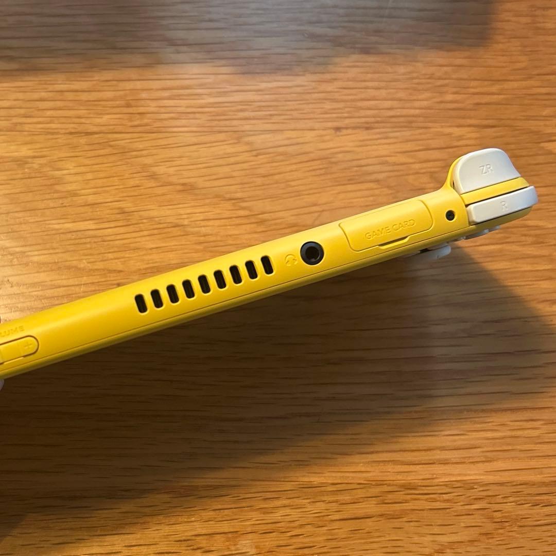 Nintendo Switch Lite イエロー(左スティックに不具合あり)
