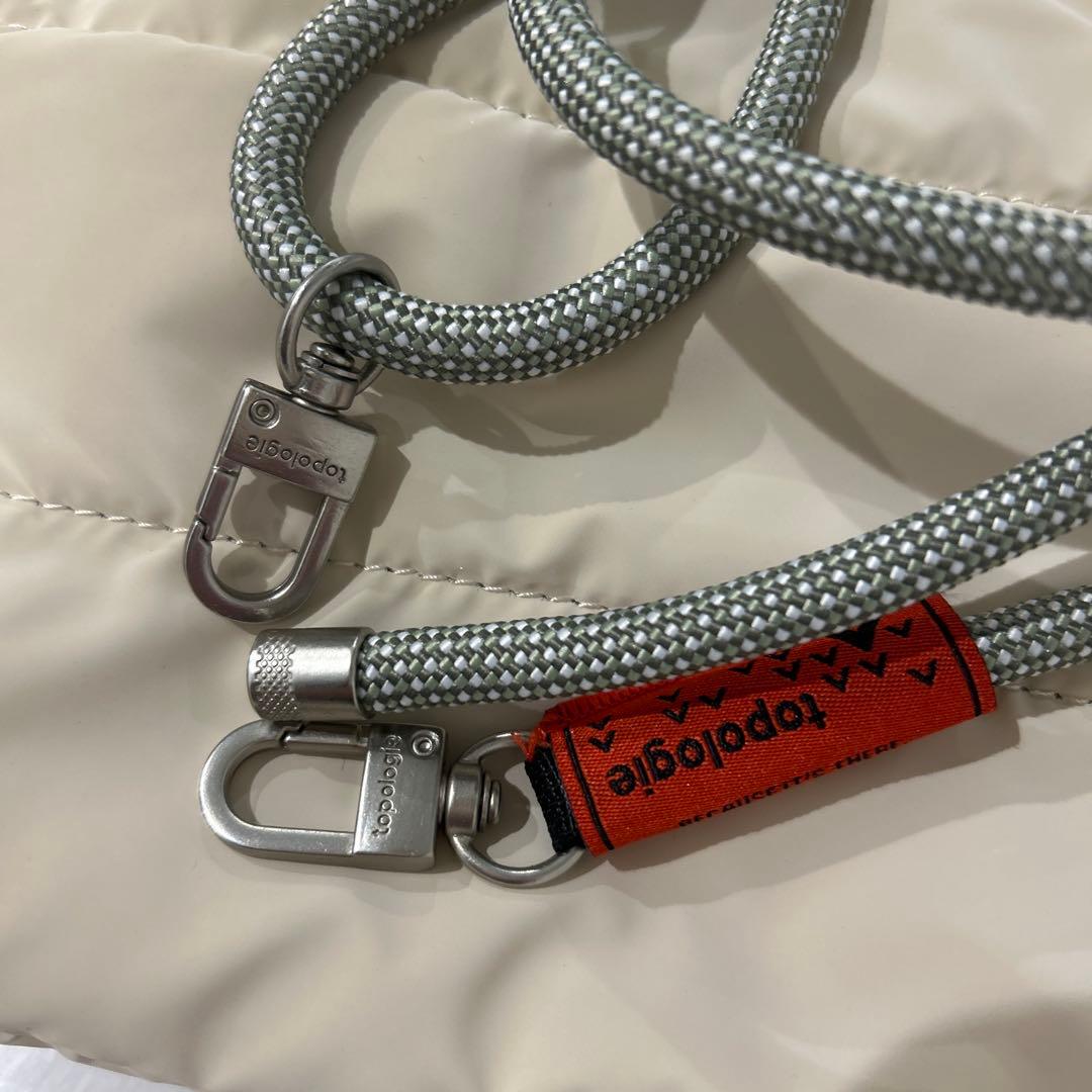 topologie トポロジー ボトルサコッシュ　ラージ　パファー