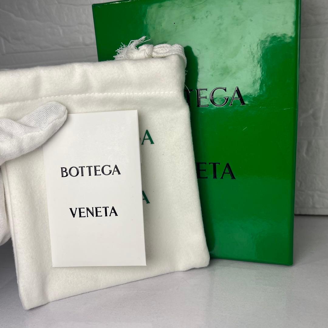 BOTTEGA VENETA カセット 二つ折り 財布 美品 ボッテガ ブラック