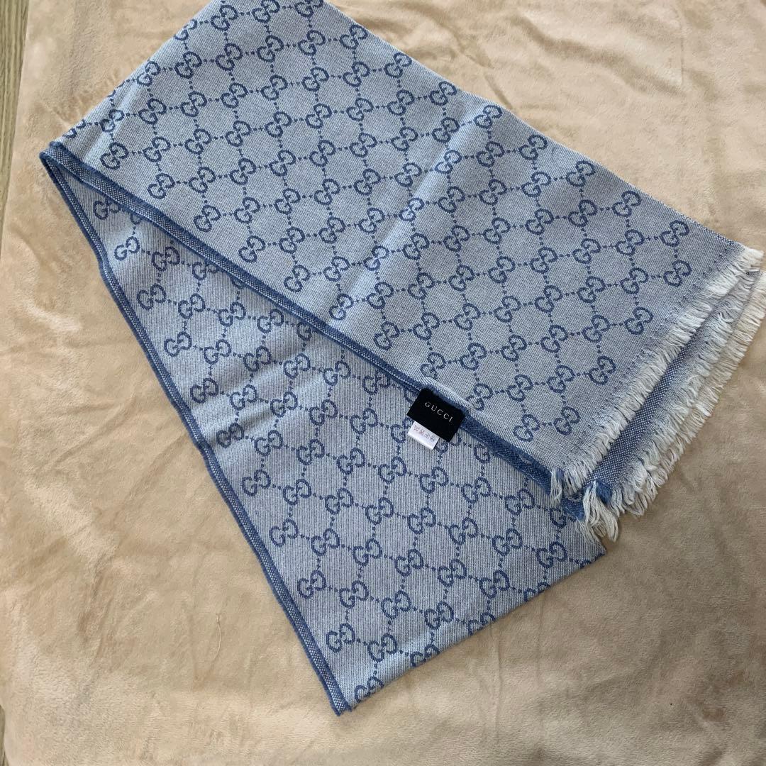GUCCI ロゴ柄 ウールマフラー