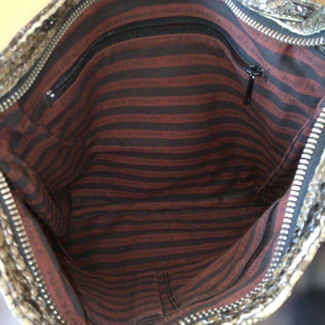 セール♥️高級皮革パイソン斜め掛け２way男女兼用ショルダーバッグ