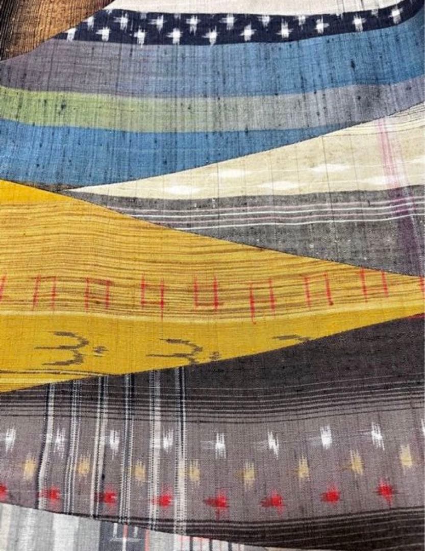 総切り嵌め 贅沢な逸品 赤の通し裏 真綿紬