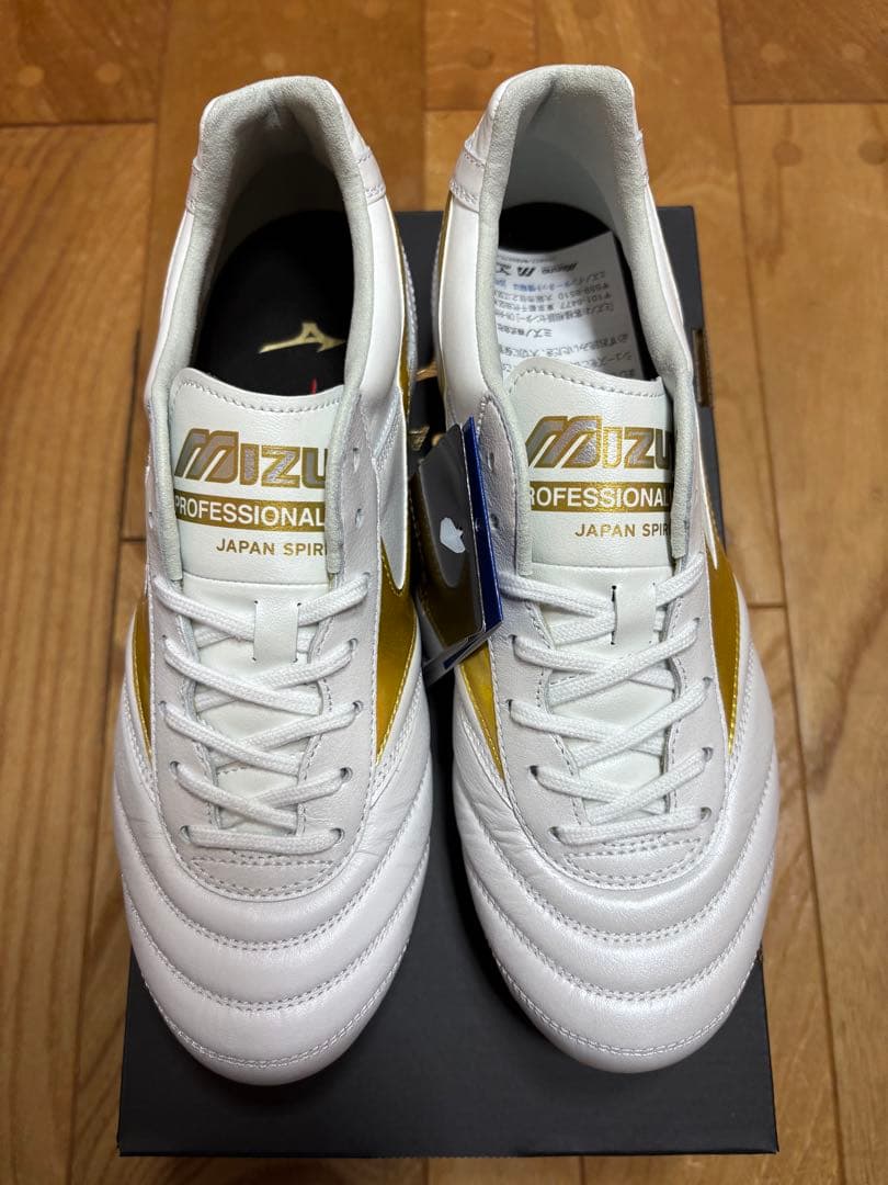 新品　最新　レアサイズ　限定カラー　ミズノ　モレリア 2 JAPAN 24cm