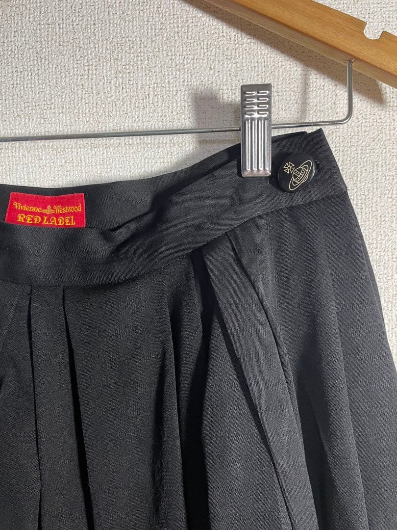 L*a様 ヴィヴィアンウエストウッド プリーツスカート 黒 Mサイズ