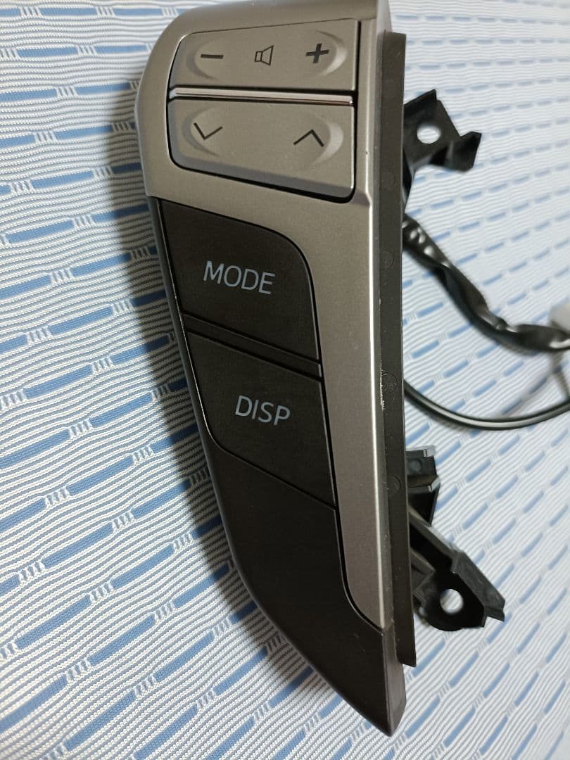 20 アルファードヴェルファイア純正OPステアリングスイッチ ハンズフリー 良品