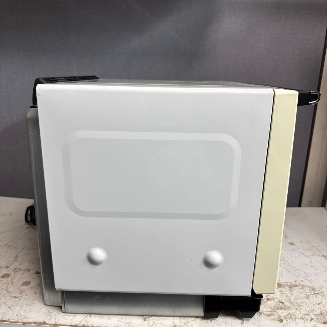 TOSHIBA 電子レンジ　ER-RD3000 2017年製　天板、取説付き